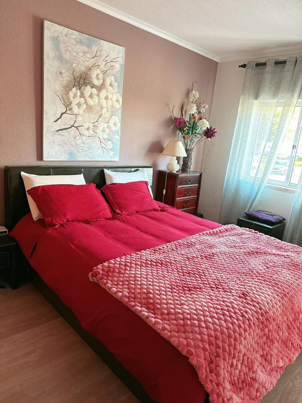 Apartamento Com Boa Luz E Localizacao Em Lisboa.アパートメント エクステリア 写真